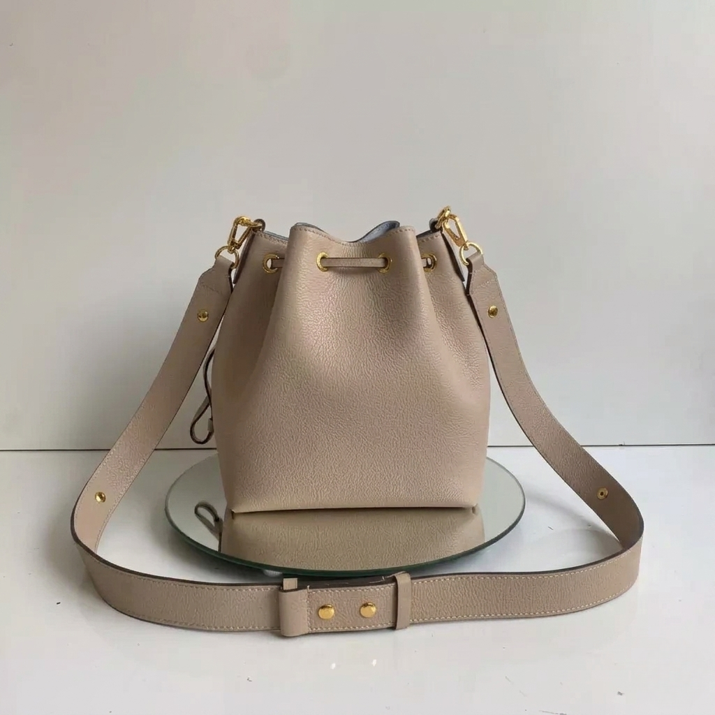 Bag LV Italy Beige